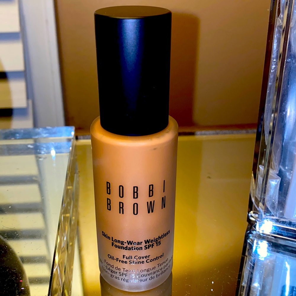 Bobbi Brown Long Wear Foundation SPF 15